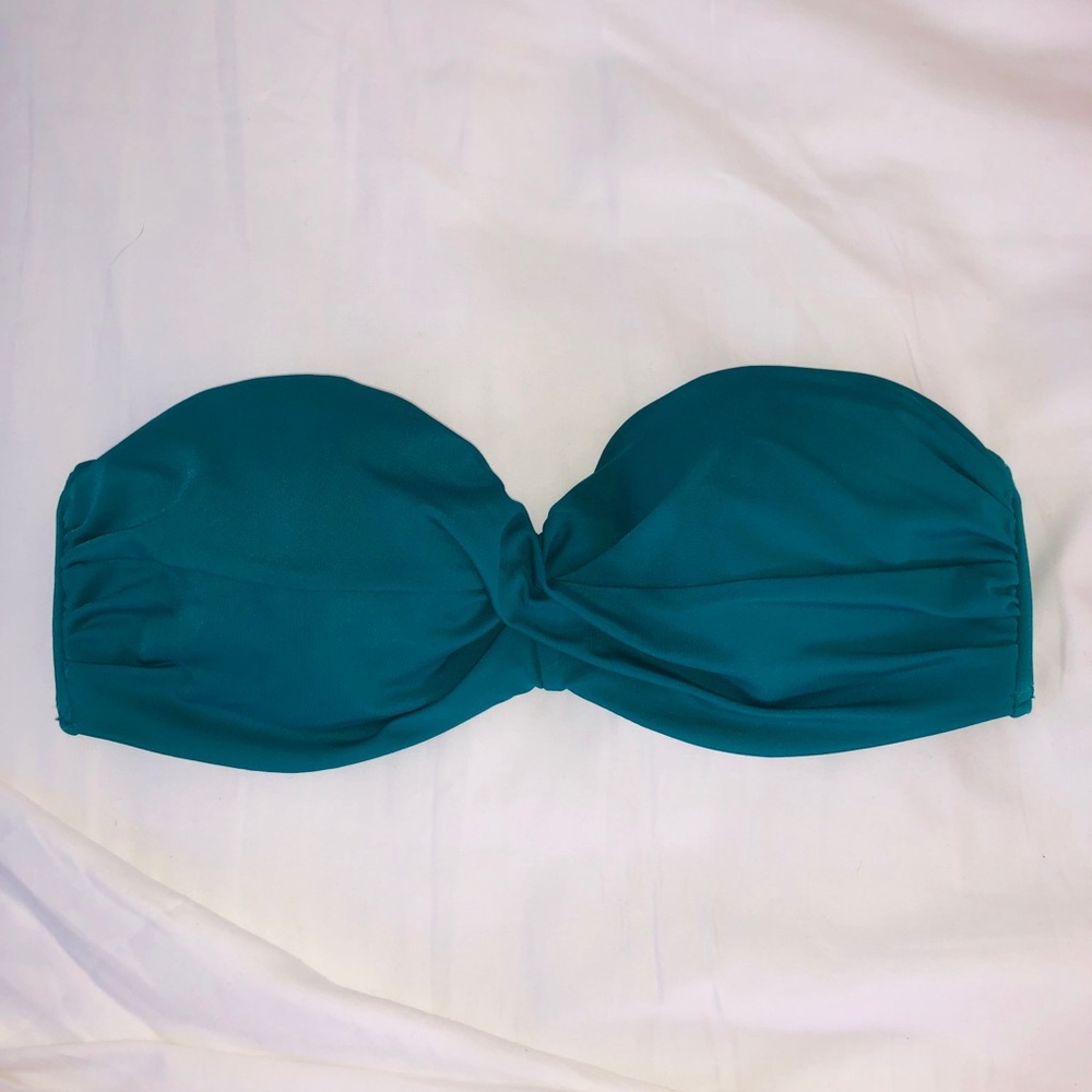 VS bathingsuit top - size 34C